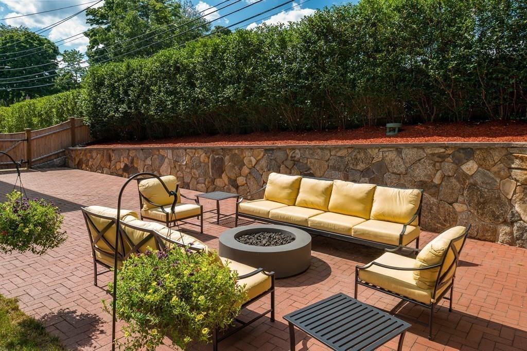 25 Barrington Road Boston, MA 02124 - Photo 38 of 39