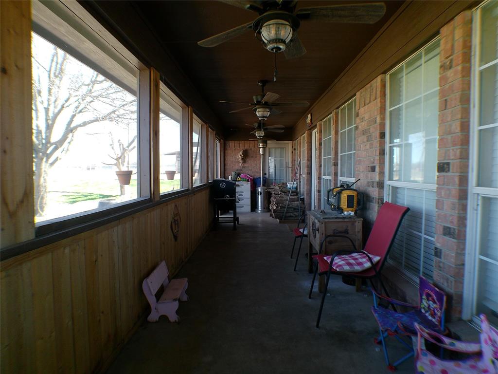 200 County Road 3170 Decatur, TX 76234 - Photo 13 of 31 a view of a livingroom with furniture