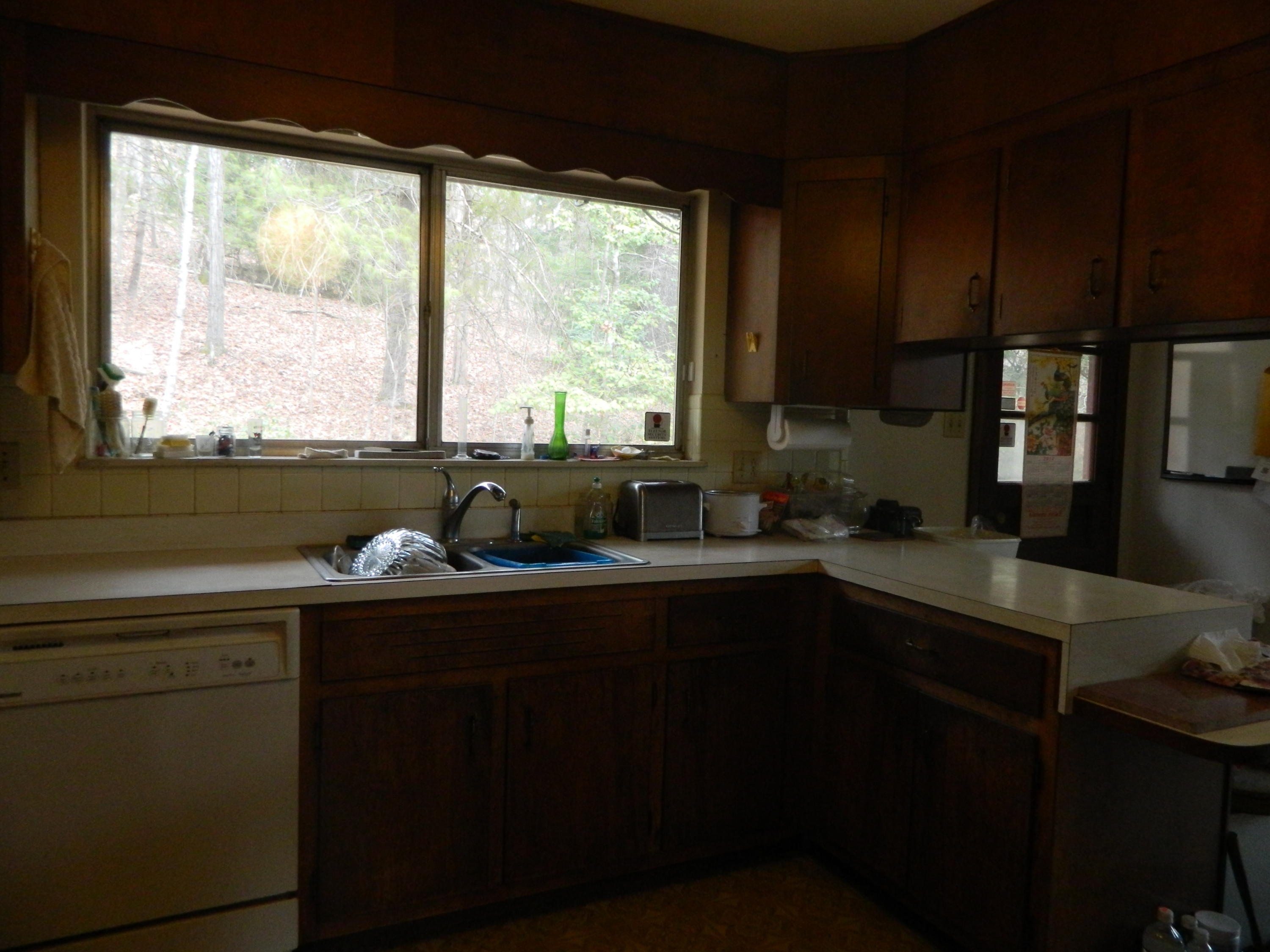 2790 Oak Ridge Turnpike Oak Ridge, TN 37830 - Photo 4 of 17 DSCN2956.JPG