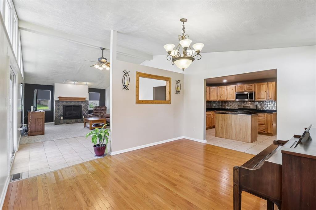 814 Dressel Road Allison Park, PA 15101 - Photo 13 of 47 Dining Room