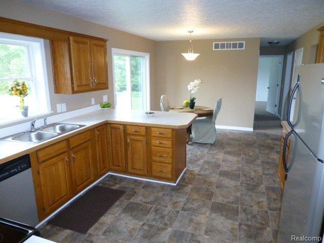 6311 Klam Road Otter Lake, MI 48464 - Photo 6 of 14 kitchen2.JPG