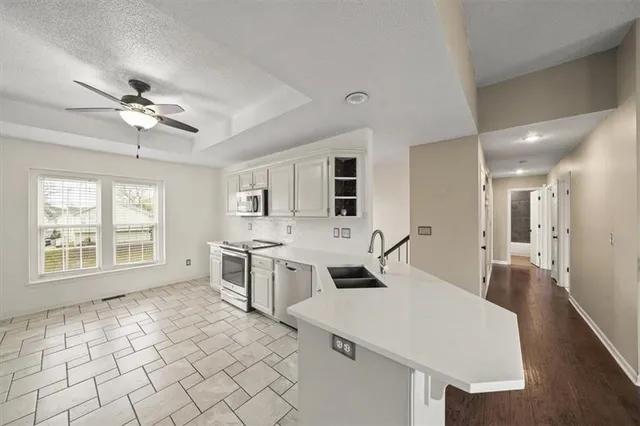 $325,000 | 747 East 124 Street, Kansas City, MO 64146