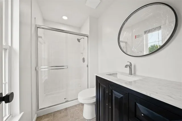 $325,000 | 747 East 124 Street, Kansas City, MO 64146