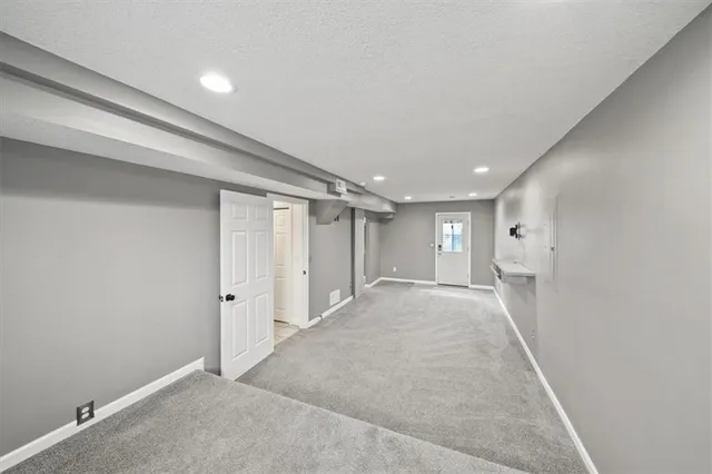 $325,000 | 747 East 124 Street, Kansas City, MO 64146