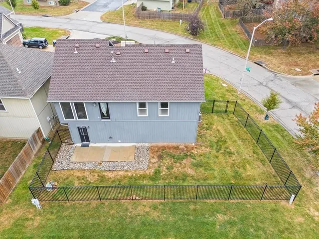 $325,000 | 747 East 124 Street, Kansas City, MO 64146