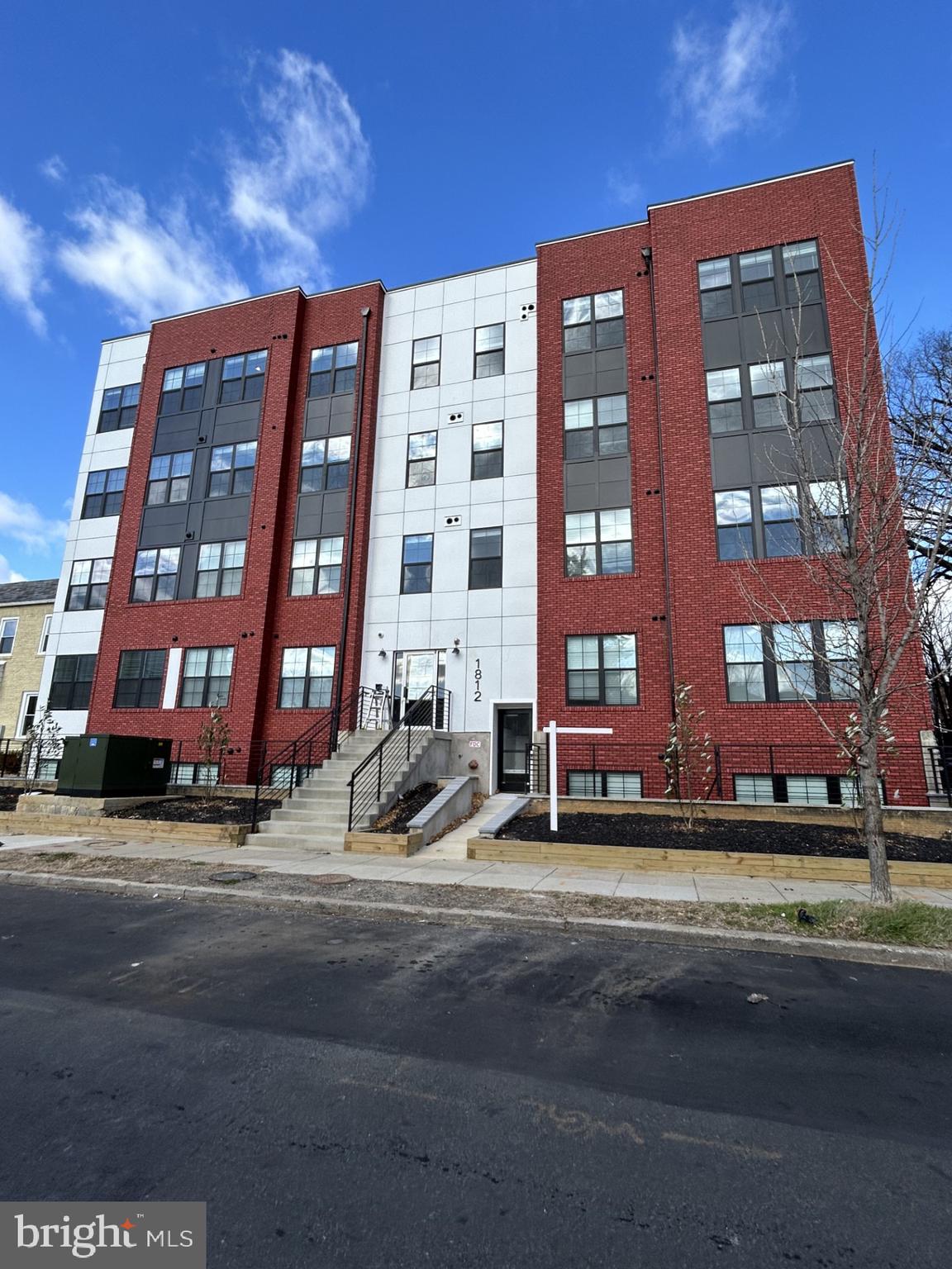 1812 H Place Northeast, Unit B02 Washington, DC 20002 - Photo 1 of 13