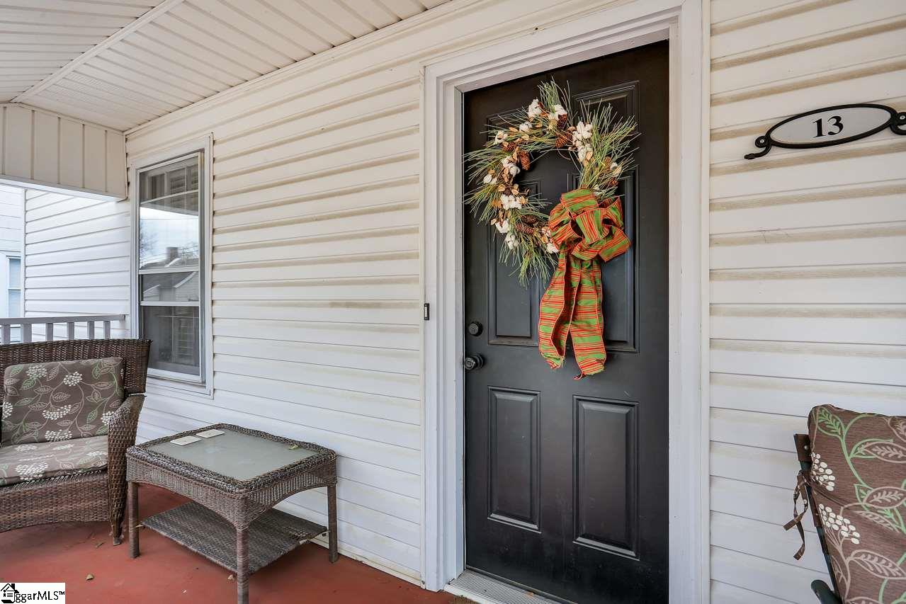 13 7th Street Greer, SC 29651 - Photo 5 of 32 Gallery Image 5