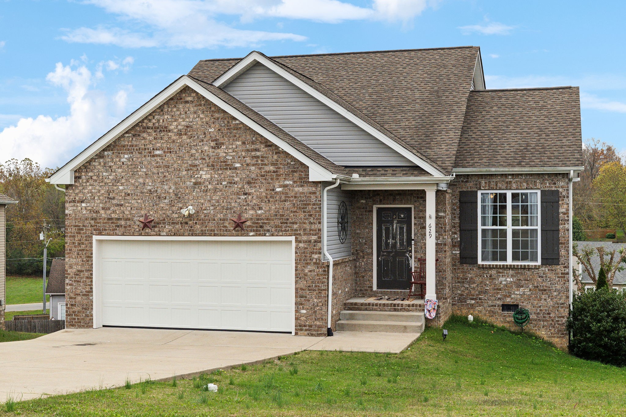 629 Berry Circle Springfield, TN 37172 - Photo 2 of 48 Gallery Image 2