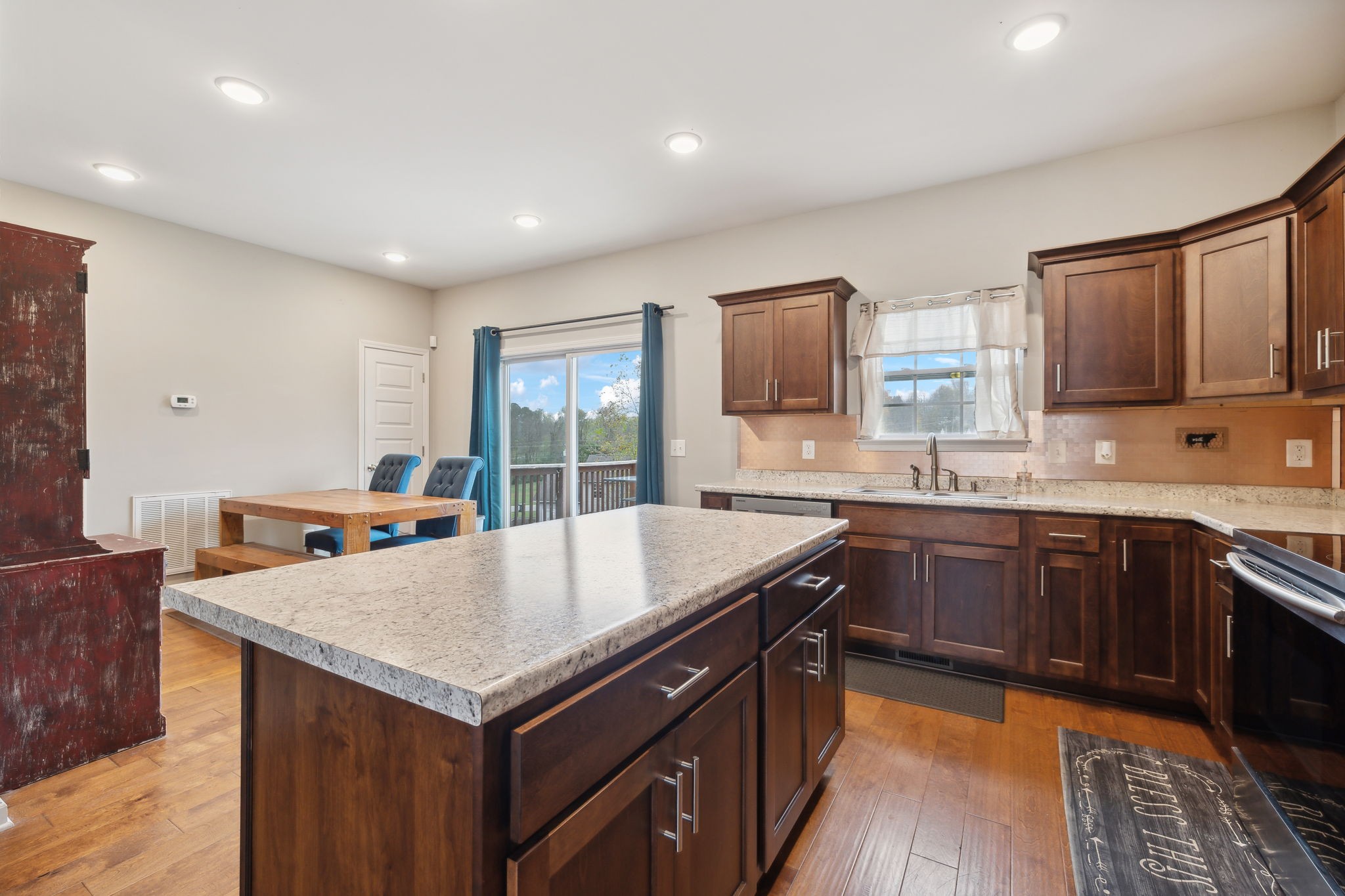 629 Berry Circle Springfield, TN 37172 - Photo 9 of 48 Gallery Image 9