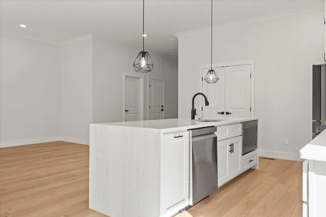 $619,000 | 10545 East Brainerd Road, Apison, TN 37302