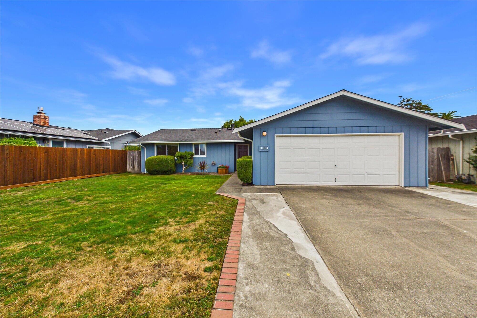 3216 Alliance Road Arcata, CA 95521 - Photo 2 of 48 Gallery Image 2