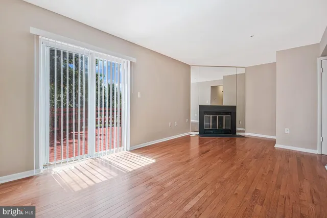 $375,000 | 3721 Monacco Court, District Heights, MD 20747