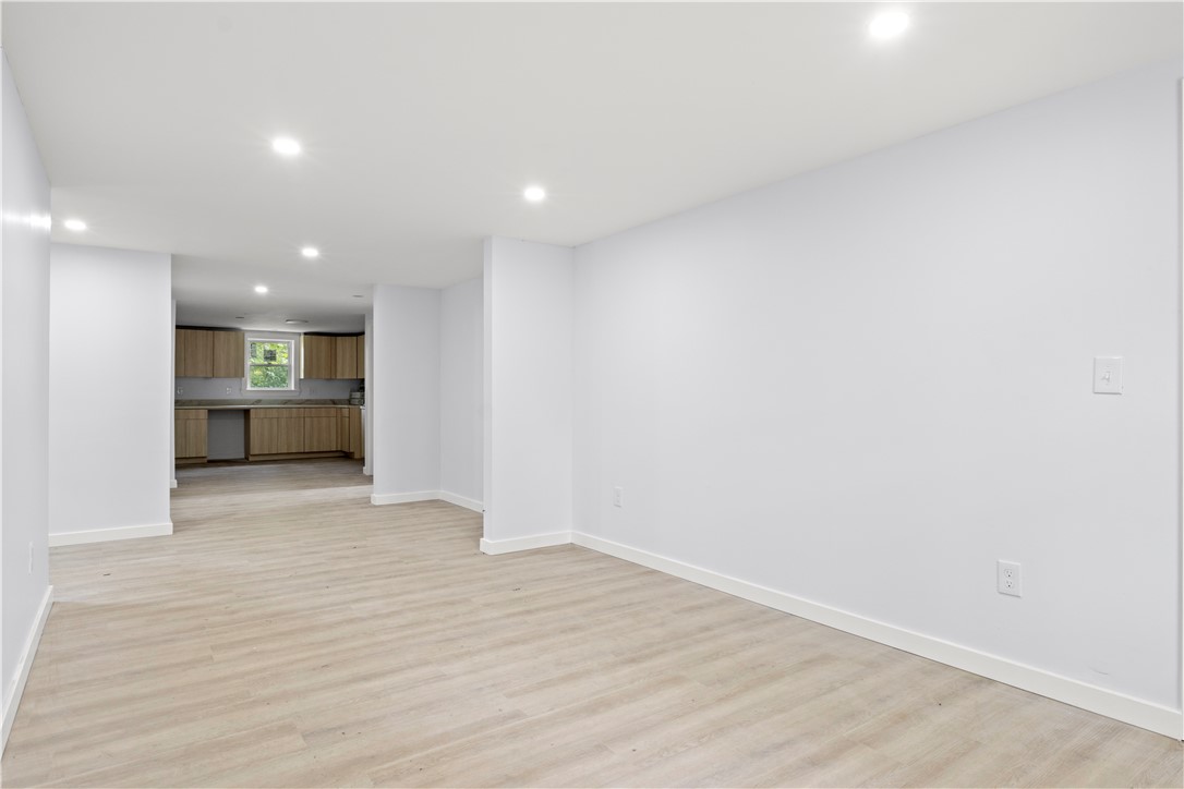 235 Main Street Cranston, RI 02831 - Photo 4 of 36