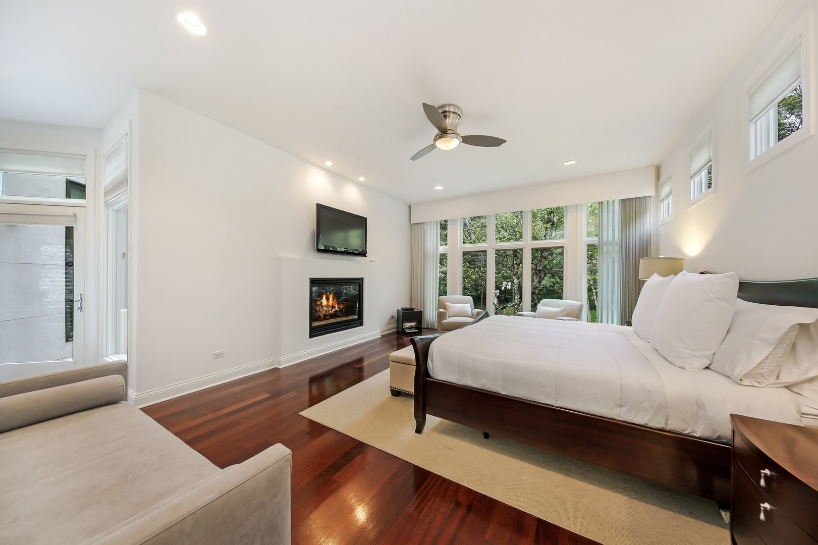 9515 Falling Waters Drive East Burr Ridge, IL 60527 - Photo 14 of 31