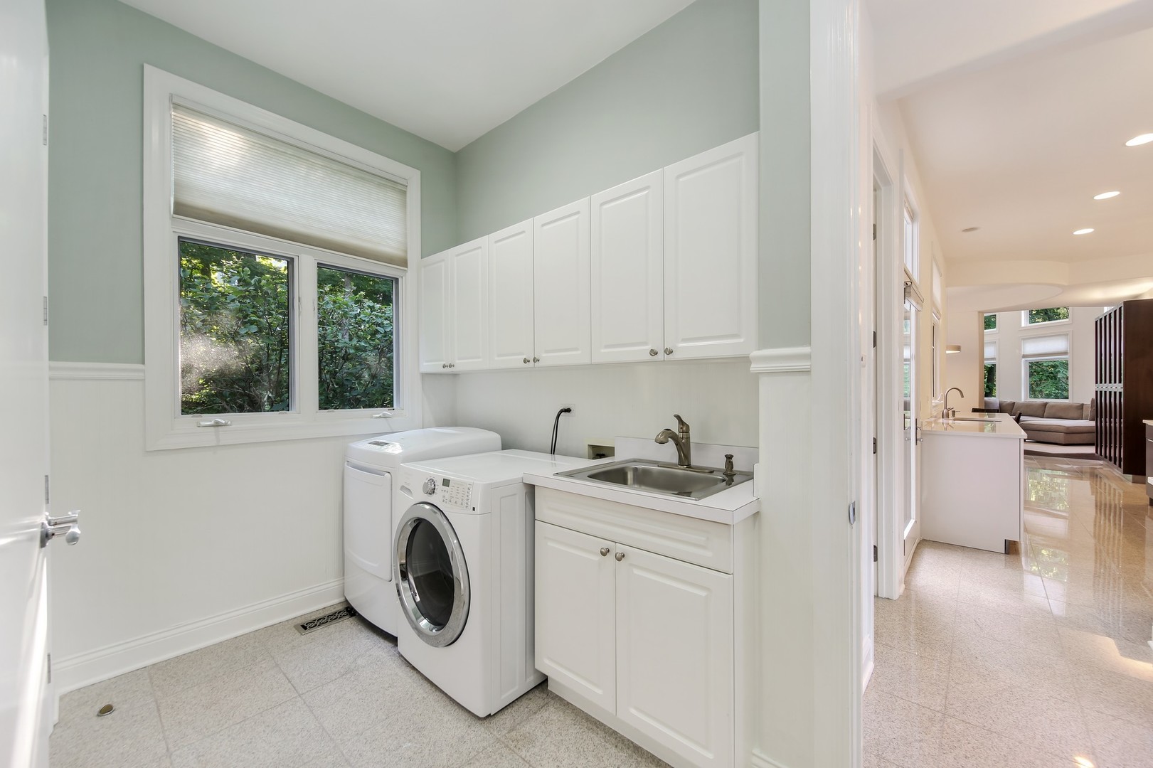 9515 Falling Waters Drive East Burr Ridge, IL 60527 - Photo 18 of 31