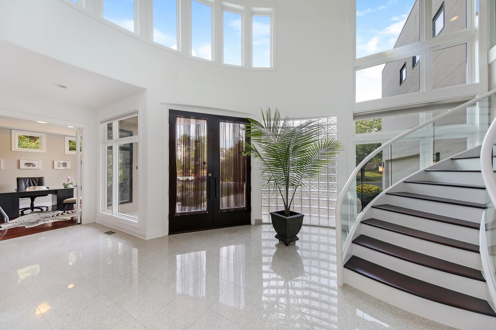 9515 Falling Waters Drive East Burr Ridge, IL 60527 - Photo 3 of 31