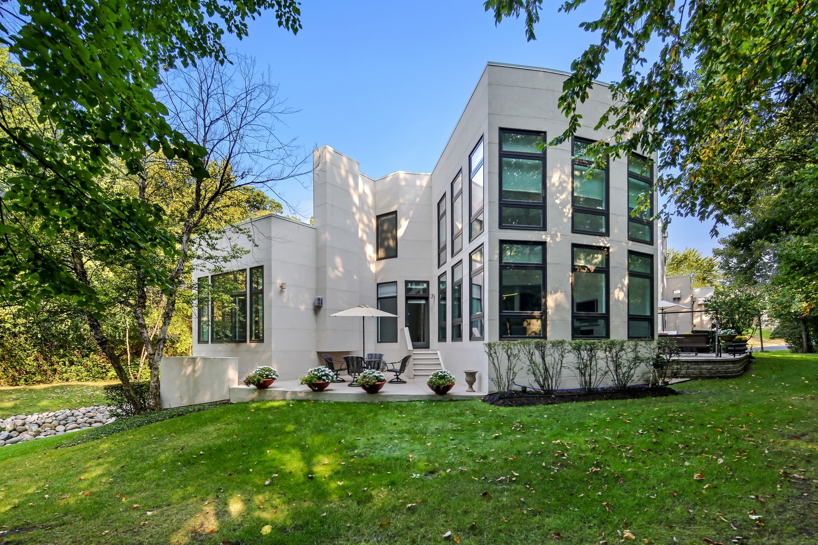 9515 Falling Waters Drive East Burr Ridge, IL 60527 - Photo 24 of 31