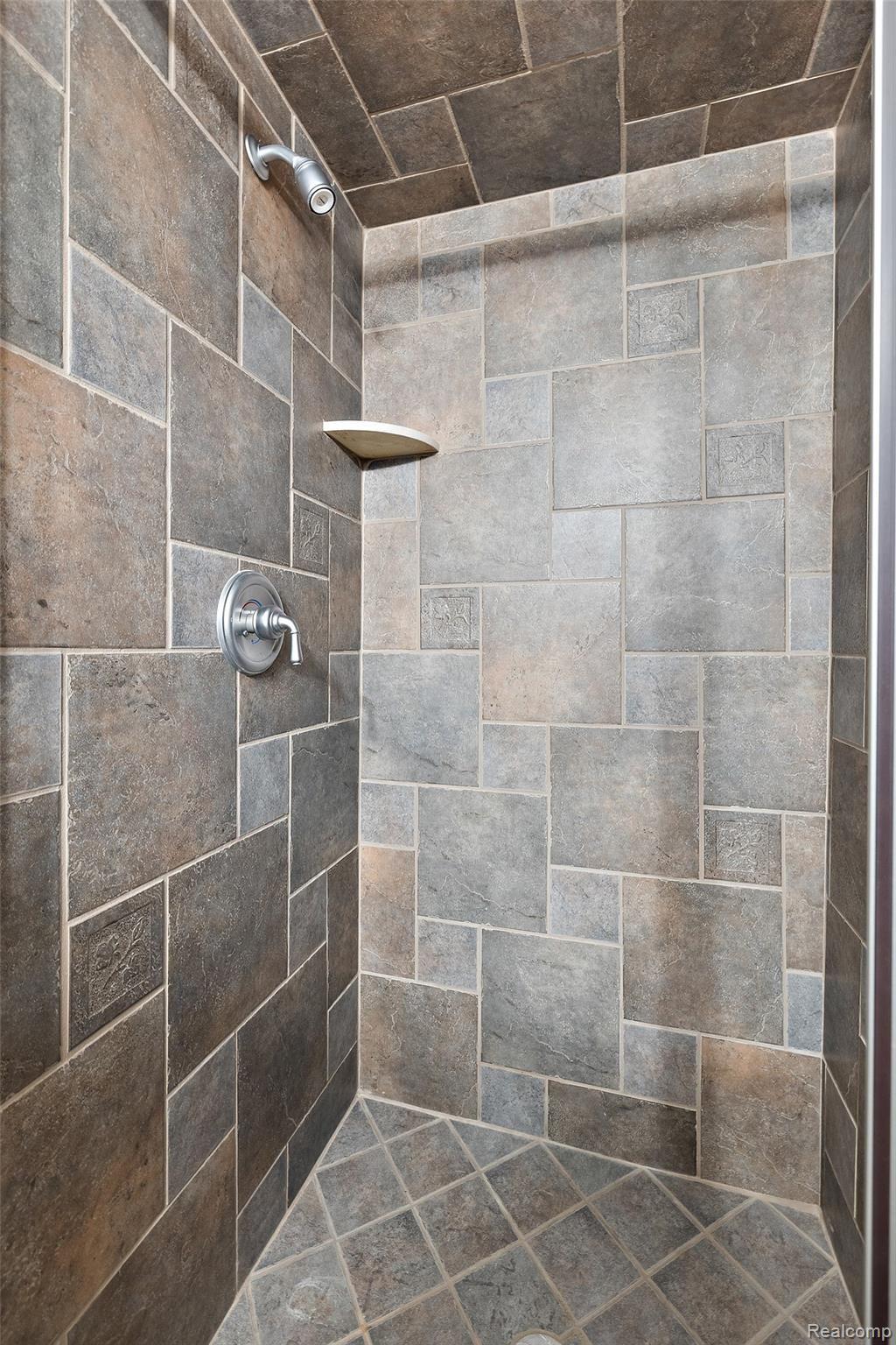 50646 Nesting Ridge Drive Macomb, MI 48044 - Photo 44 of 48 50646 Nesting Ridge-55.jpg