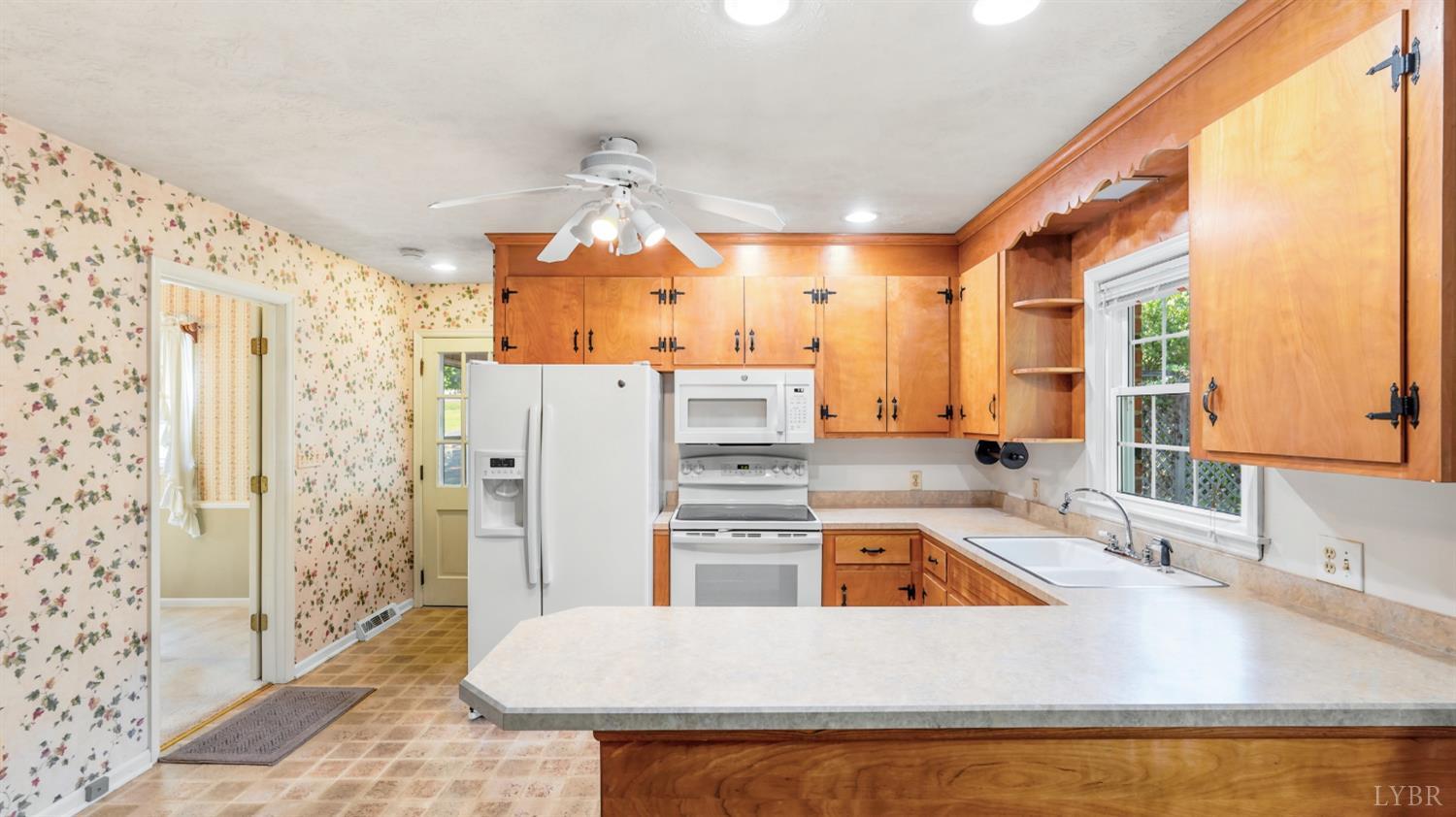 324 Charldon Road Lynchburg, VA 24501 - Photo 12 of 49