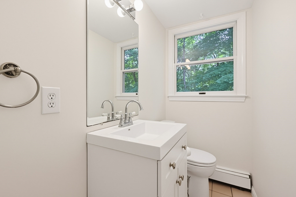 57 Lawton Road, Unit B Shirley, MA 01464 - Photo 14 of 38
