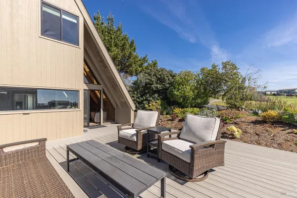 $999,000 | 19909 Heron Drive, Bodega Bay, CA 94923