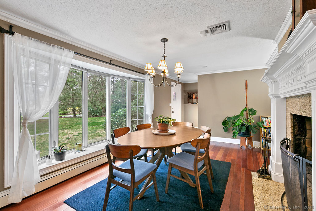14 Ridgewood Road Avon, CT 06001 - Photo 9 of 35