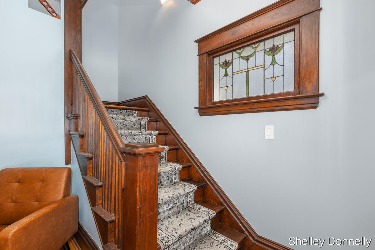 847 Innes Street Northeast Grand Rapids, MI 49503 - Photo 8 of 48 847-Innes_008