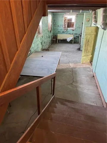 $69,000 | 601 6th Street, Blythedale, MO 64426