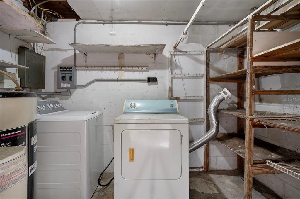 6006 Axelrod Road Tampa, FL 33634 - Photo 33 of 40 Utility Room