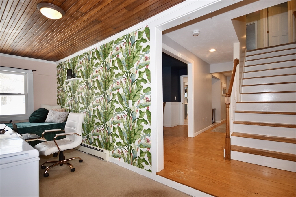 32 Gault Road Wareham, MA 02576 - Photo 14 of 23