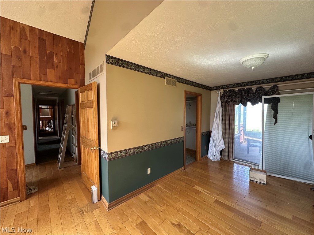 13576 Hale Road Burton, OH 44021 - Photo 12 of 19