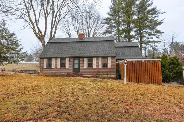 $595,900 | 10 Martha Drive, Derry, NH 03038