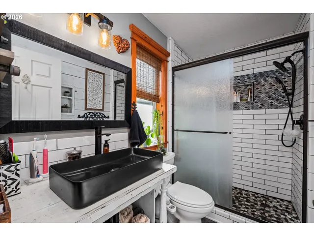 $545,900 | 2309 35th Street, Springfield, OR 97477