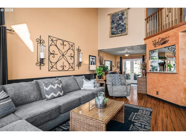 $545,900 | 2309 35th Street, Springfield, OR 97477