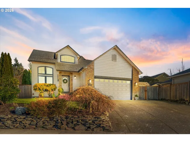 $545,900 | 2309 35th Street, Springfield, OR 97477