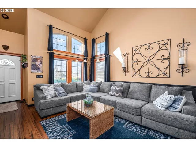 $545,900 | 2309 35th Street, Springfield, OR 97477