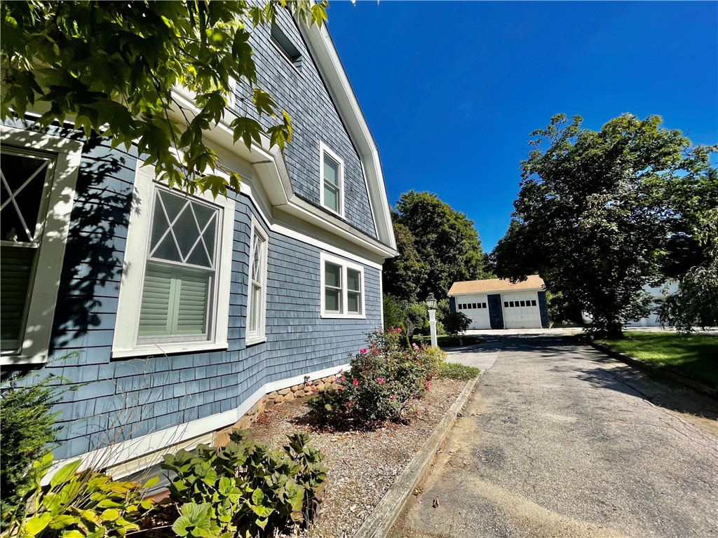 60 Beach Street Westerly, RI 02891 - Photo 32 of 36 Room for several cars