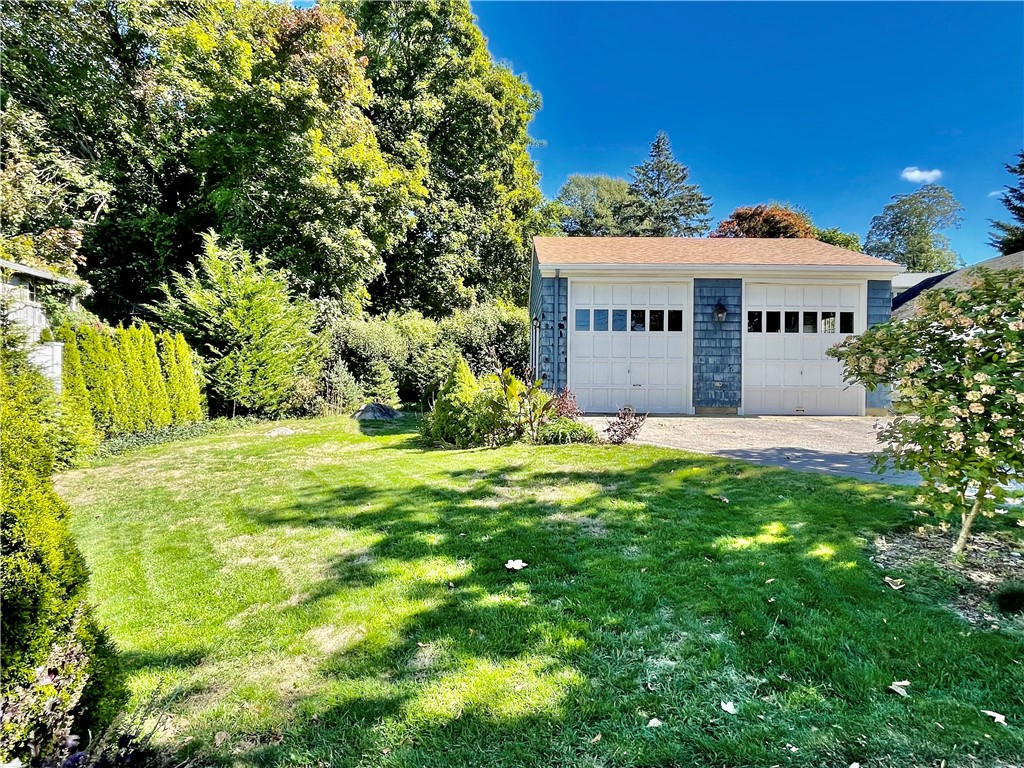 60 Beach Street Westerly, RI 02891 - Photo 33 of 36 Grassy backyard area