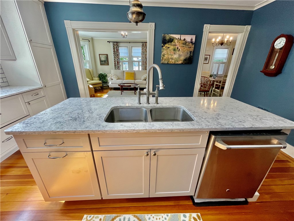 60 Beach Street Westerly, RI 02891 - Photo 6 of 36 Center island