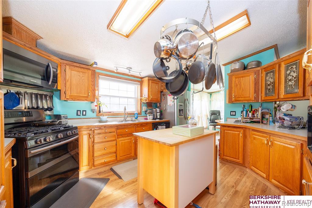 19090 Sumpter Road Belleville, MI 48111 - Photo 56 of 75 Gallery Image 56
