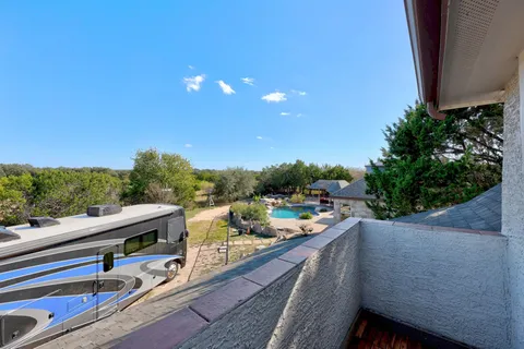 $799,900 | 105 Honey Comb Mesa, Leander, TX 78641