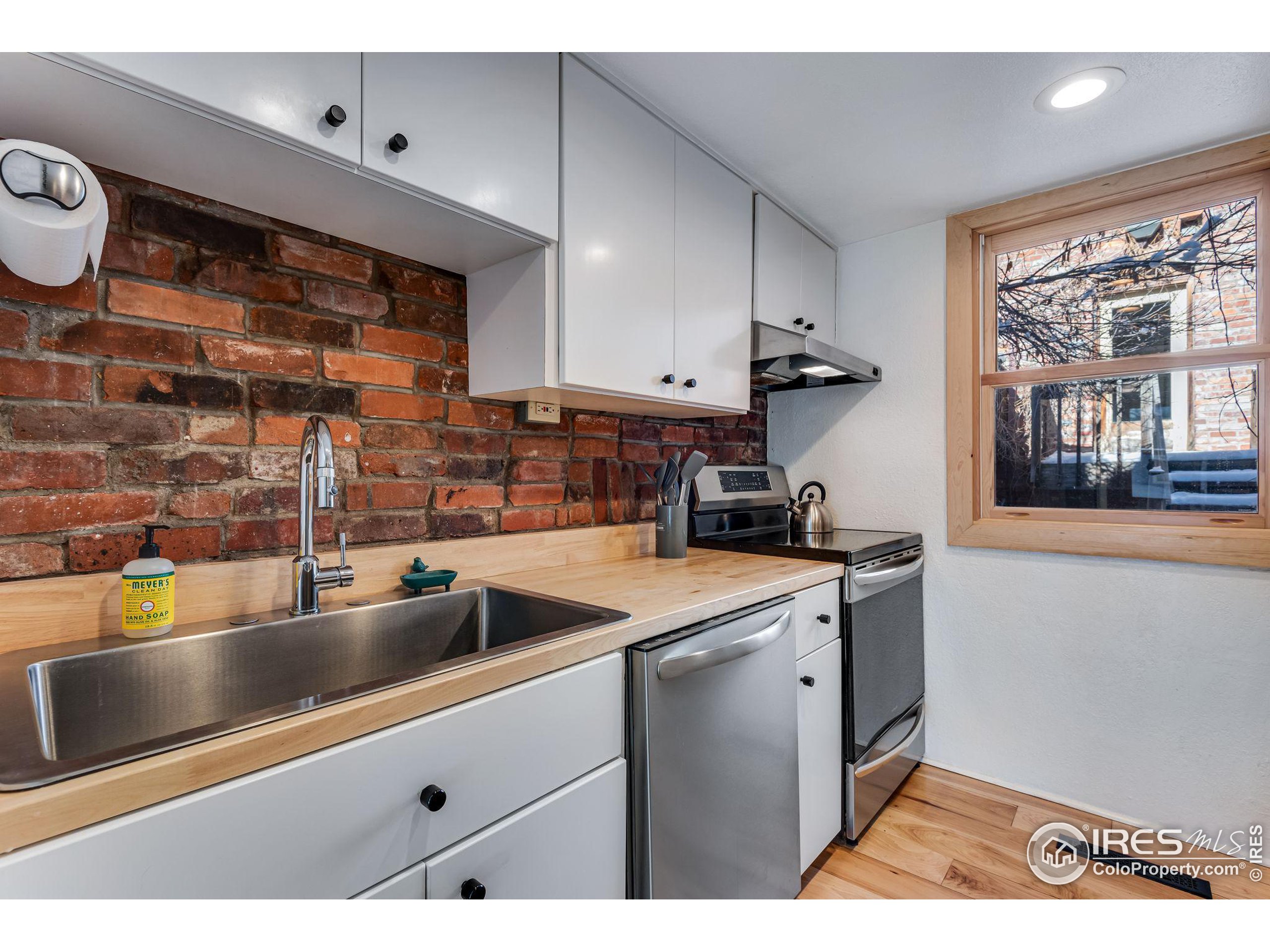 487 Pearl Street Boulder, CO 80302 - Photo 10 of 40