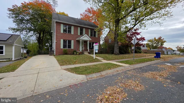 $675,000 | 10605 Inwood Avenue, Silver Spring, MD 20902