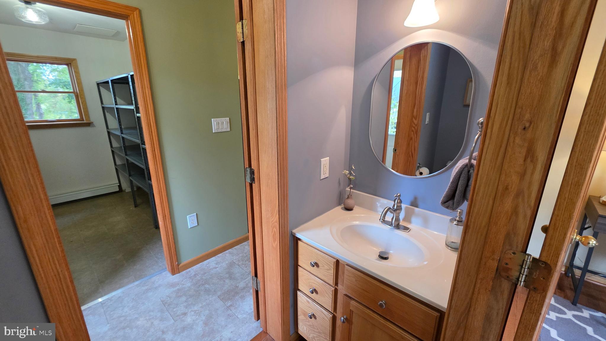 10605 Inwood Avenue Silver Spring, MD 20902 - Photo 36 of 112 Gallery Image 36