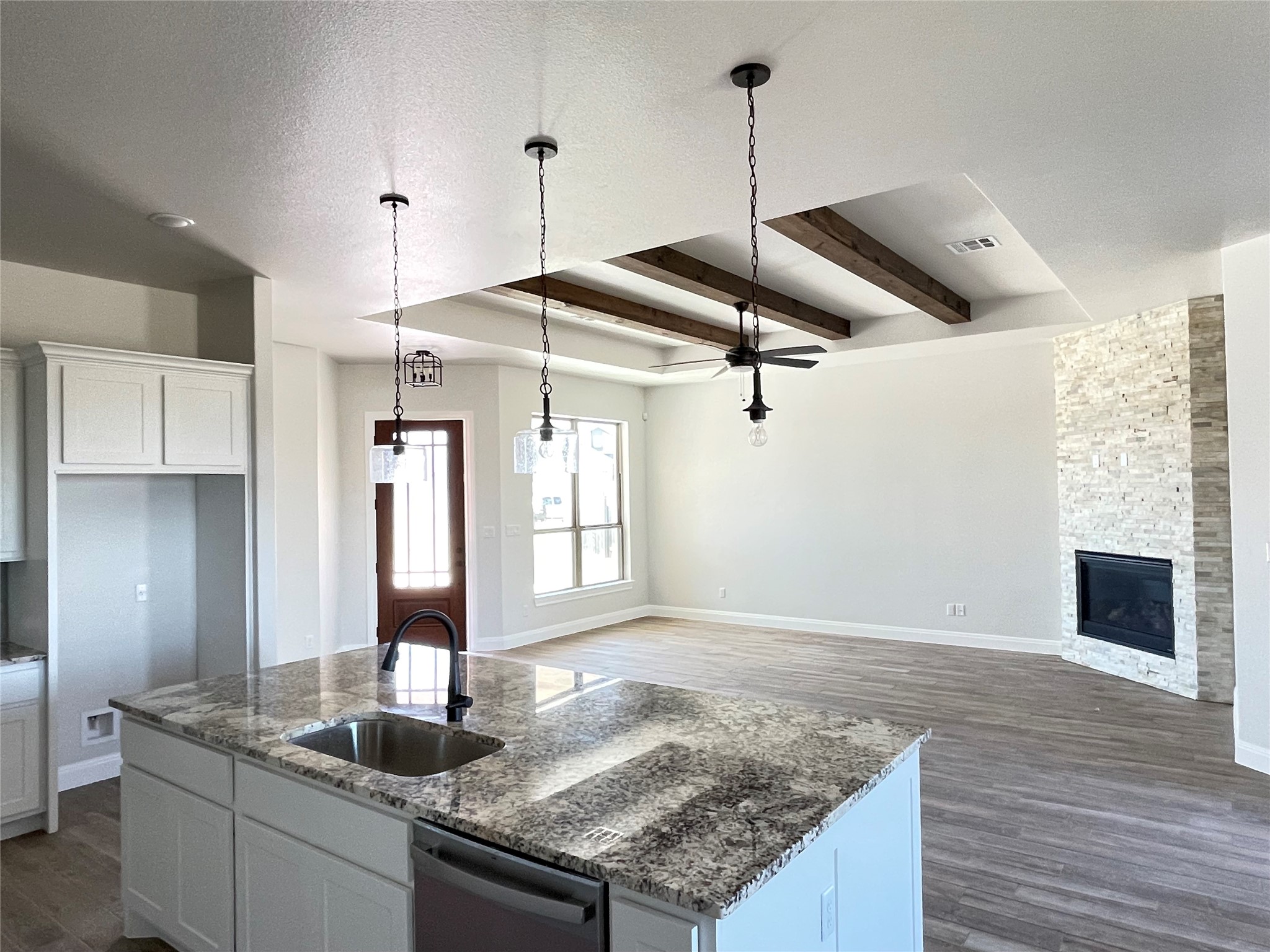 104 Creek Point Drive Georgetown, TX 78628 - Photo 11 of 18