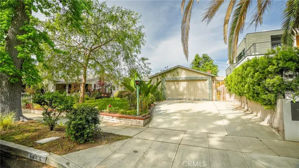 $1,400,000 | 5055 Willowcrest Avenue, North Hollywood, CA 91601