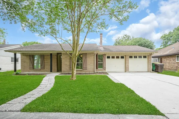 $285,000 | 4518 North Heron Drive, Seabrook, TX 77586
