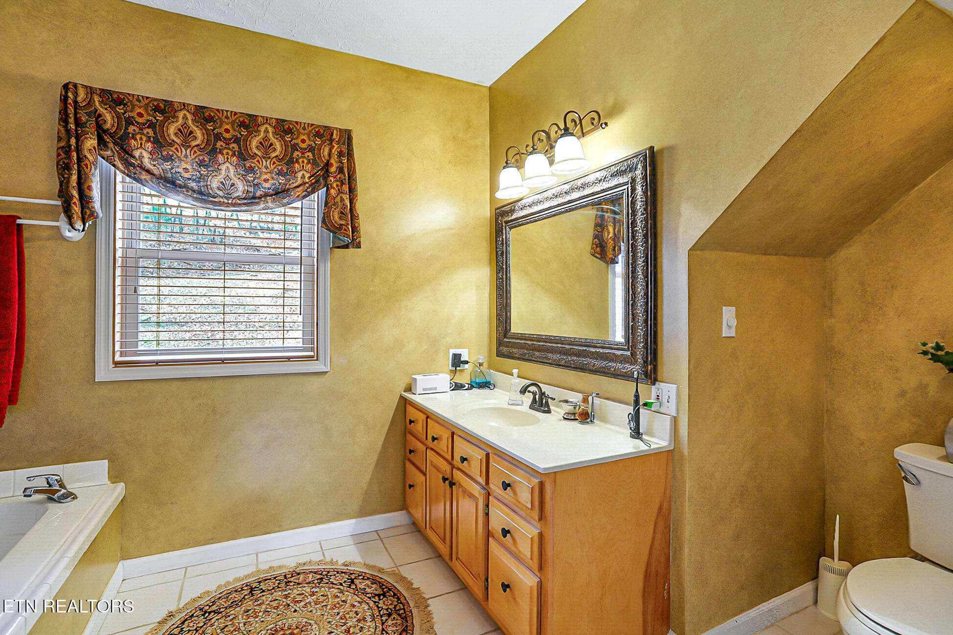 429 Filet Lane Dandridge, TN 37725 - Photo 21 of 59 429 Filet Ln-84