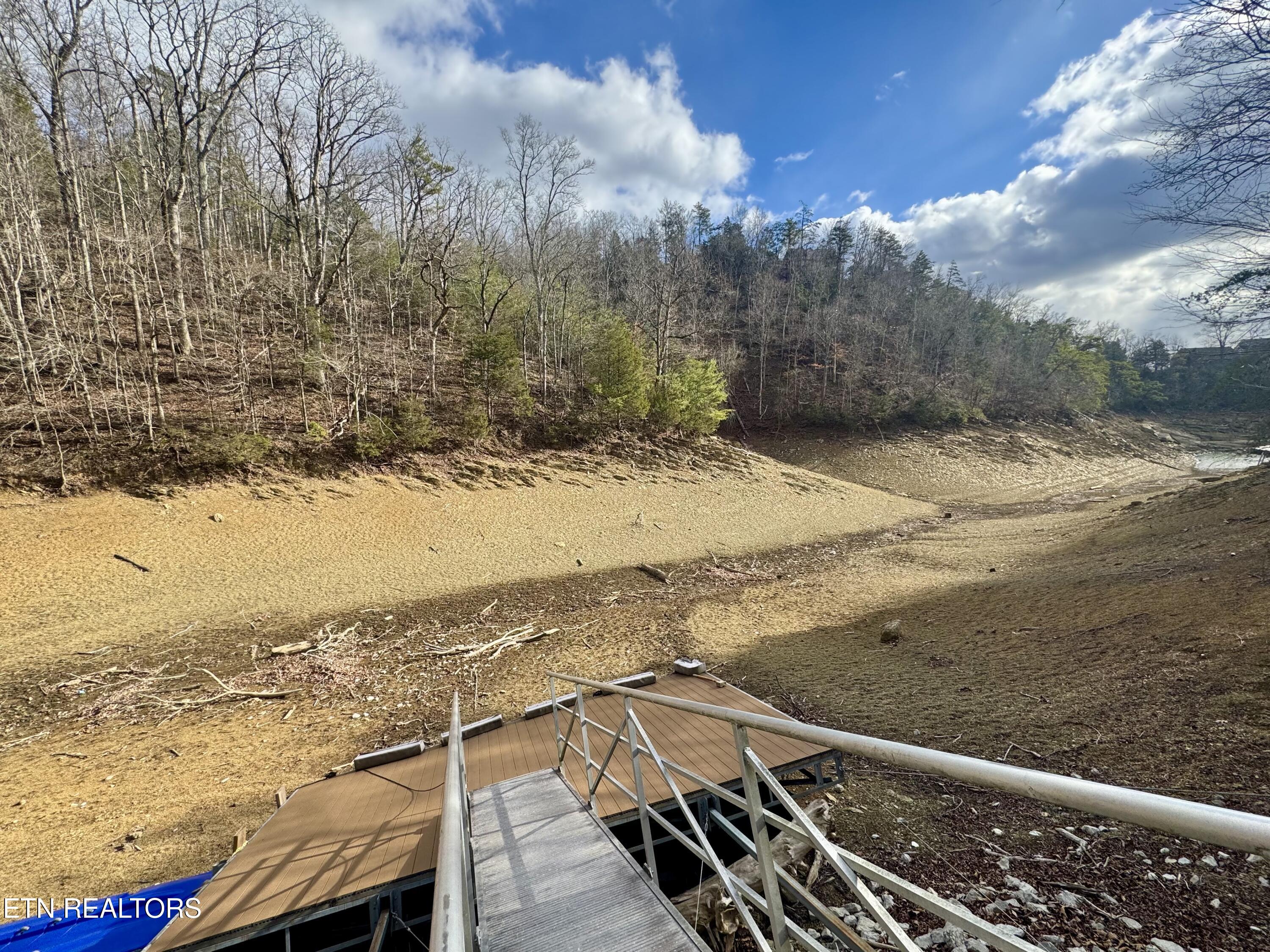 429 Filet Lane Dandridge, TN 37725 - Photo 56 of 59 Dock2