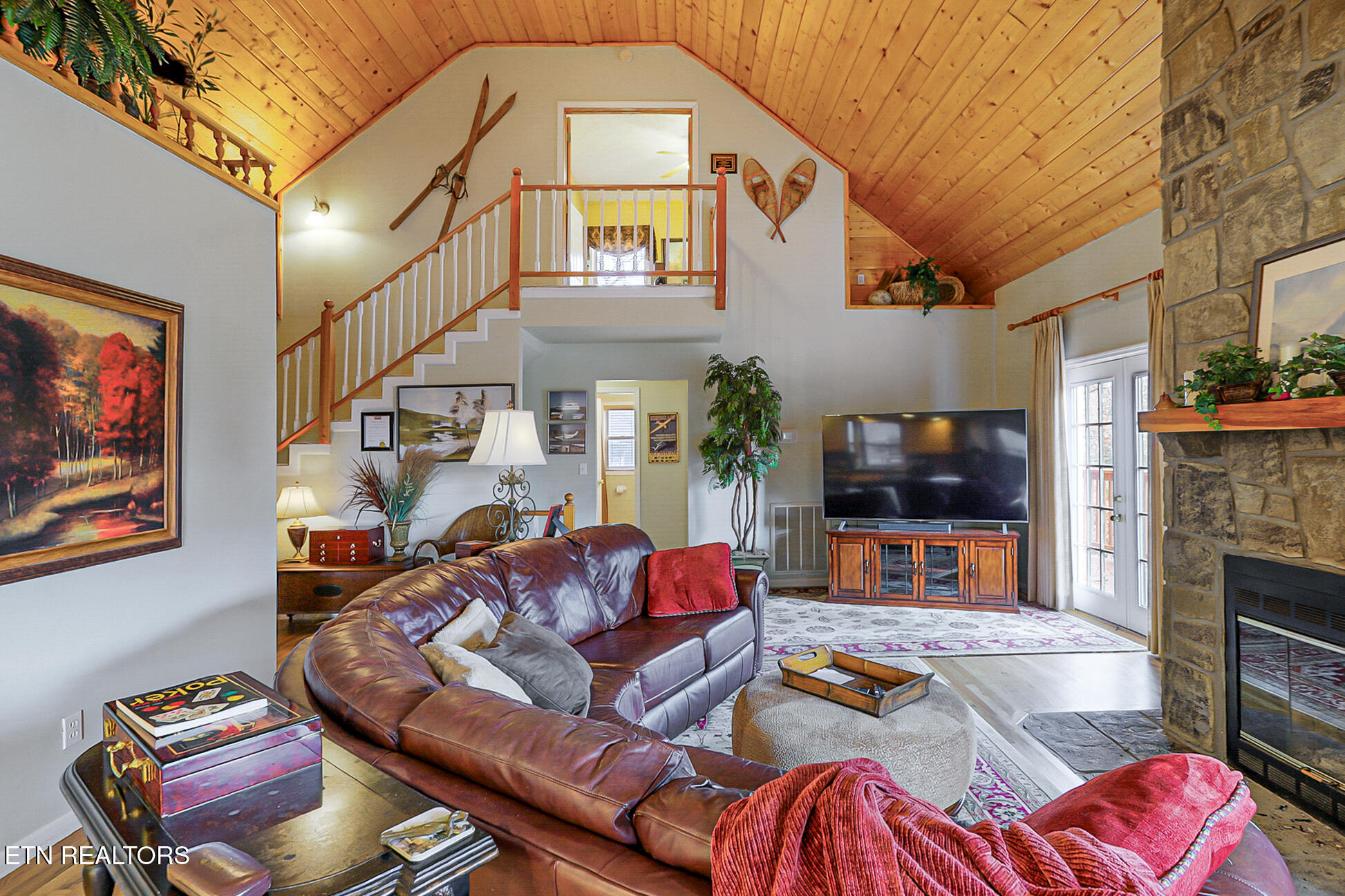 429 Filet Lane Dandridge, TN 37725 - Photo 6 of 59 429 Filet Ln-194